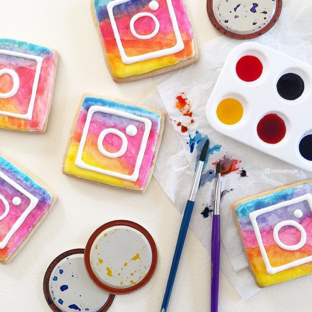 How to create a UGC strategy - Tips and real-life examples